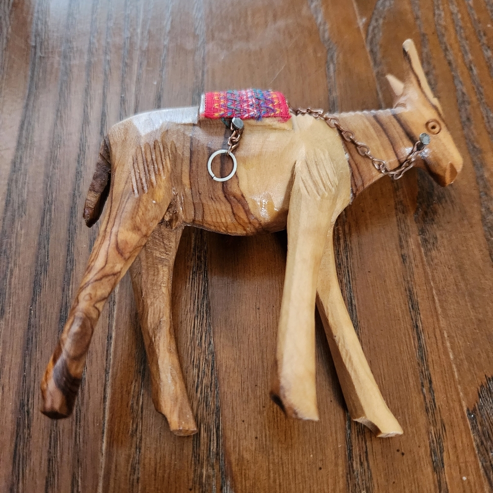 Middle Eastern Hand Carved Olive Wood Animal Figurines with Red Saddles Set Of 2 - Picture 5 of 6
